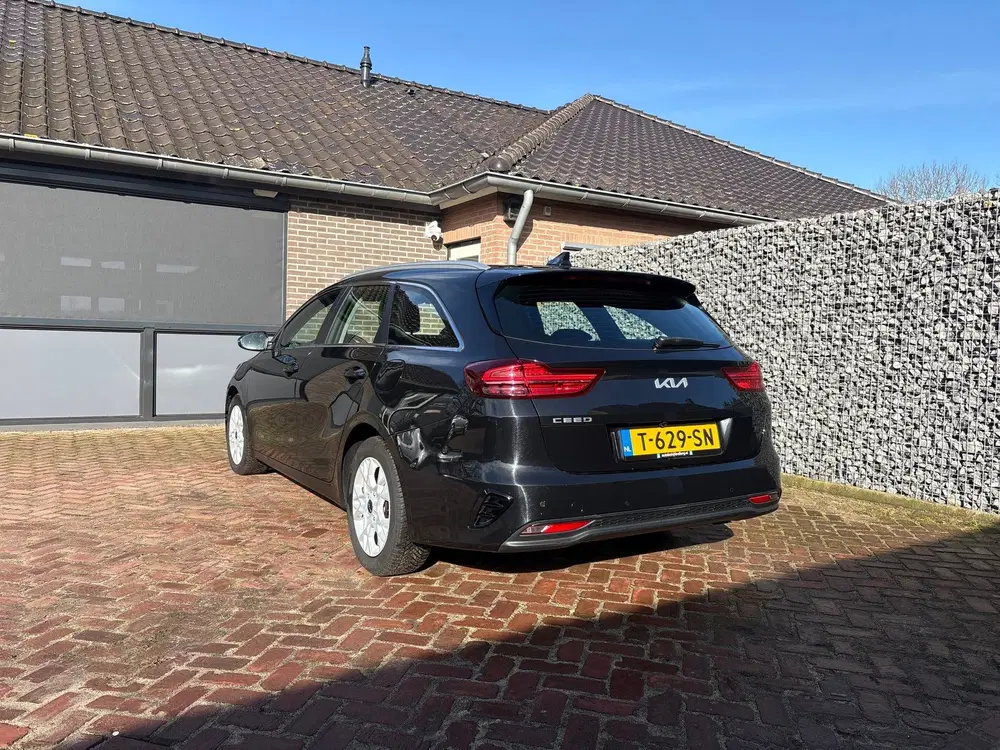 Kia Ceed 1.0 T-GDi DynamicLine uit 2023, foto 4