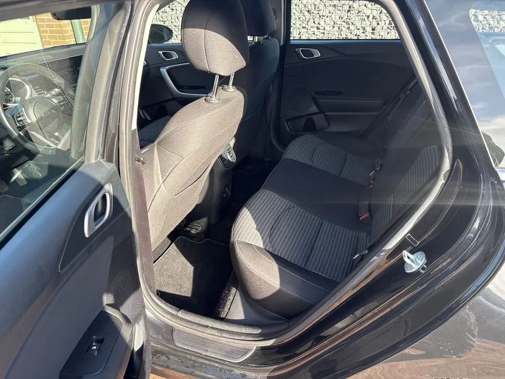 Kia Ceed 1.0 T-GDi DynamicLine uit 2023, foto 8
