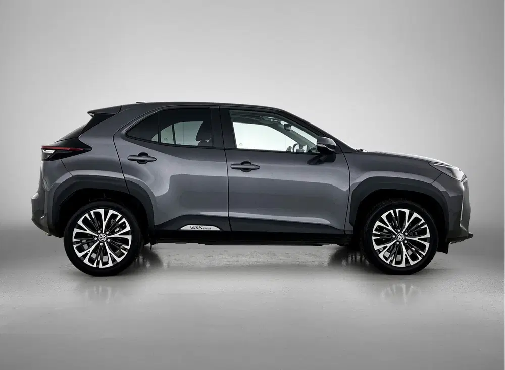 Toyota Yaris Cross 1.5 Hybrid Executive uit 2022, foto 15