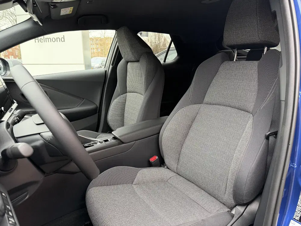 Toyota C-HR 2.0 Plug-in Hybrid 220 Dynamic uit 2026, foto 10