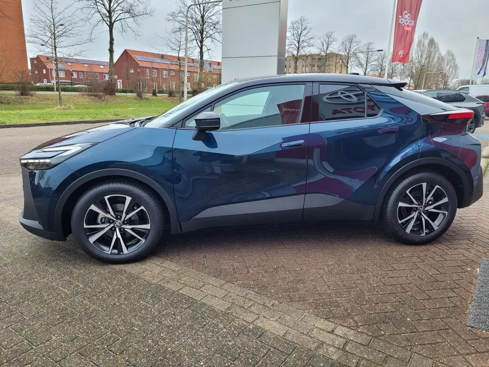 Toyota C-HR 2.0 Plug-in Hybrid 220 Dynamic uit 2026, foto 5