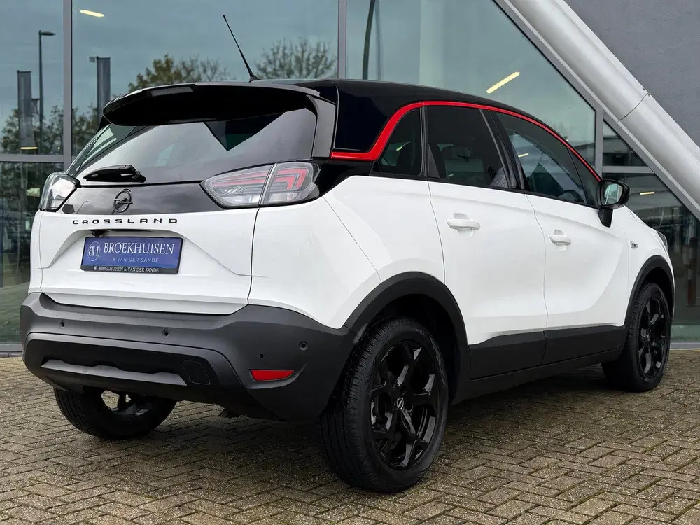 Opel Crossland 1.2 Turbo Level 4 131pk Automaat uit 2023, foto 2