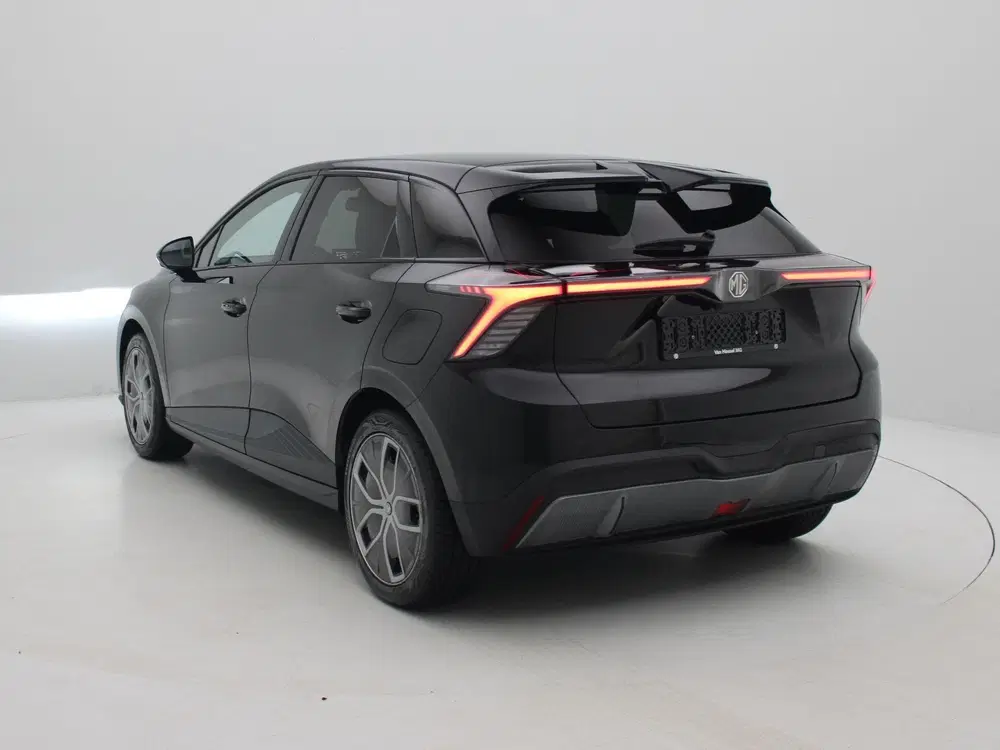 MG MG4 Long Range Luxury 64 kWh uit 2023, foto 2