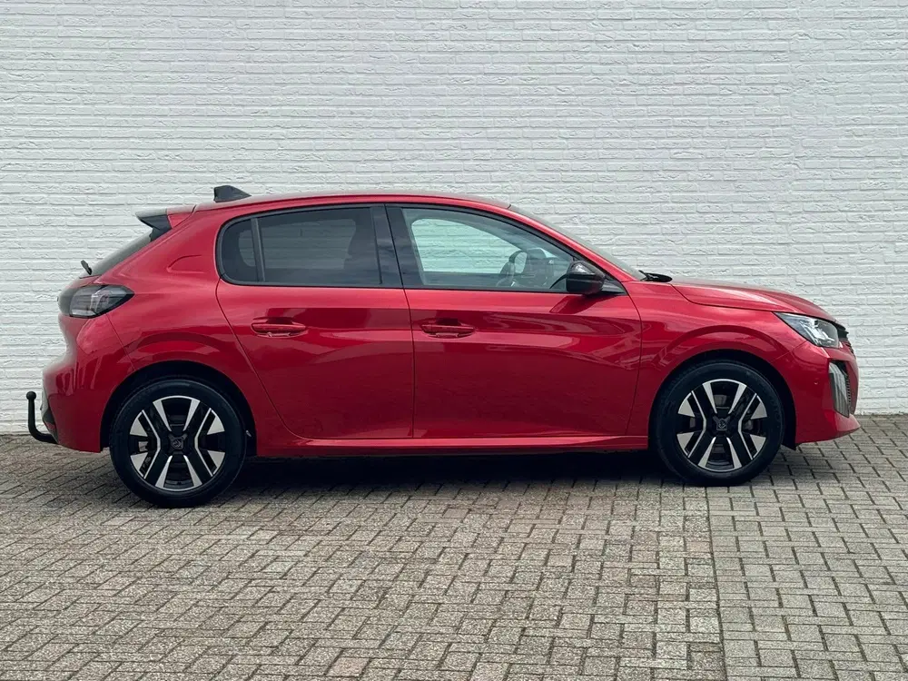 Peugeot 208 1.2 PureTech 100 Allure 360 Camera Navi Af uit 2024, foto 13