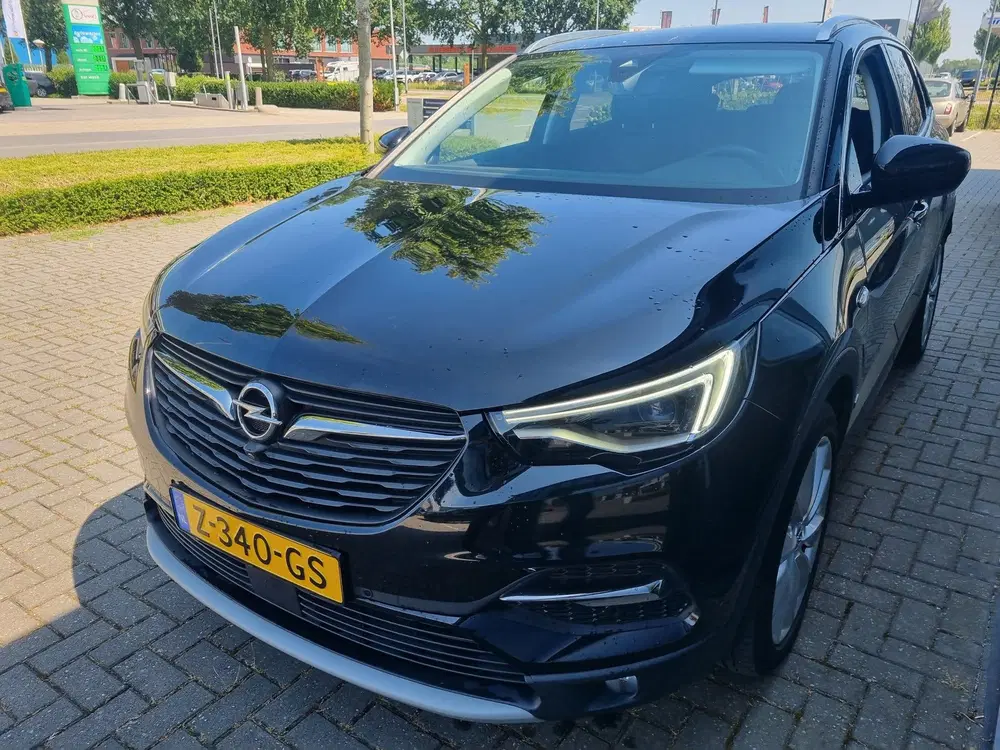 Opel Grandland 1.6 Turbo Hybrid4 Ultimate Sportleder Navi uit 2020, foto 6
