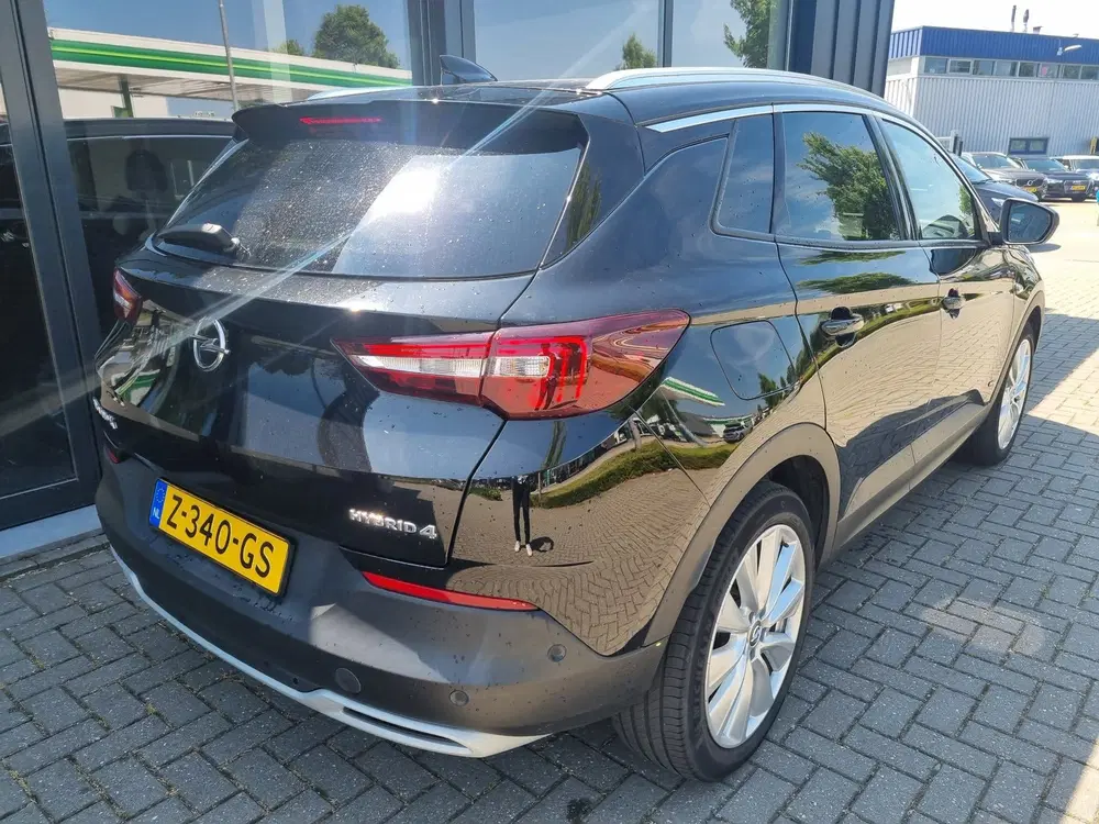Opel Grandland 1.6 Turbo Hybrid4 Ultimate Sportleder Navi uit 2020, foto 8