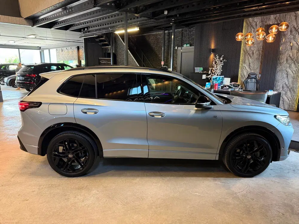 Volkswagen Tiguan 1.5 eHybrid R-Line Edition uit 2025, foto 8