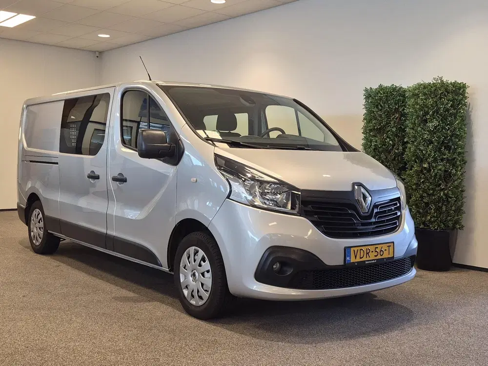 Renault Trafic L2H1 Rolstoelbus uit 2019, foto 14