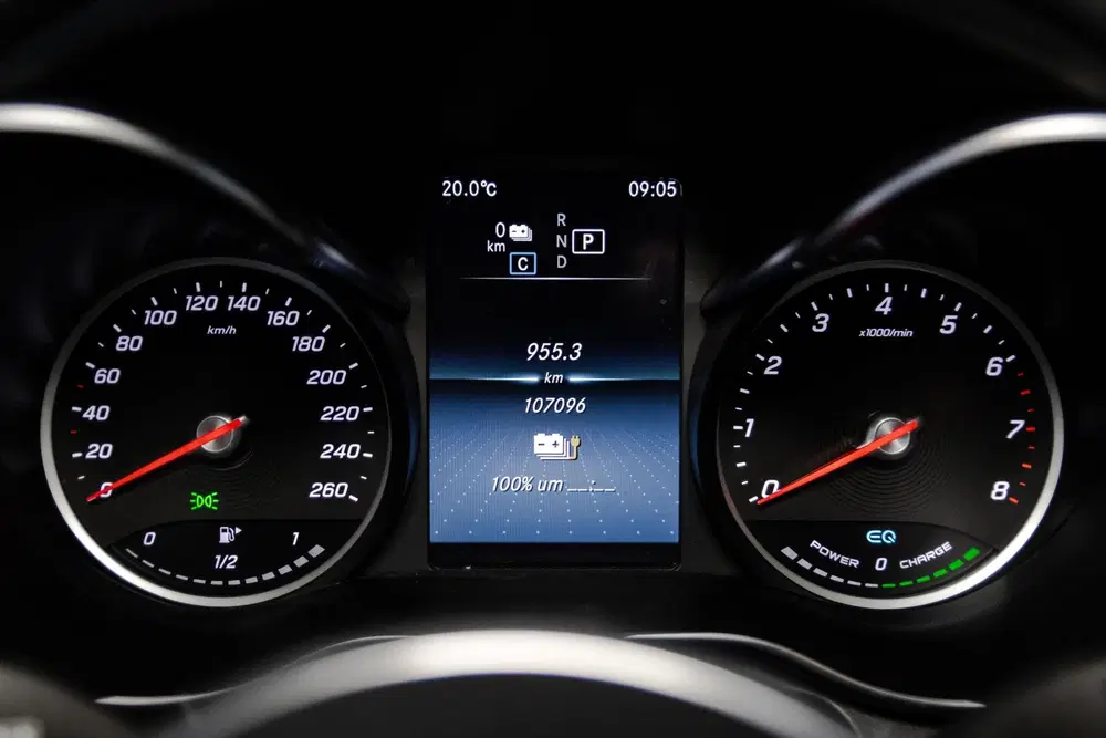 Mercedes-Benz GLC 300e 4MATIC Business Solution AMG P uit 2021, foto 13