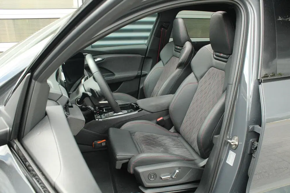 Audi Q6 e-tron 388pk quattro S edition 100kWh uit 2025, foto 4