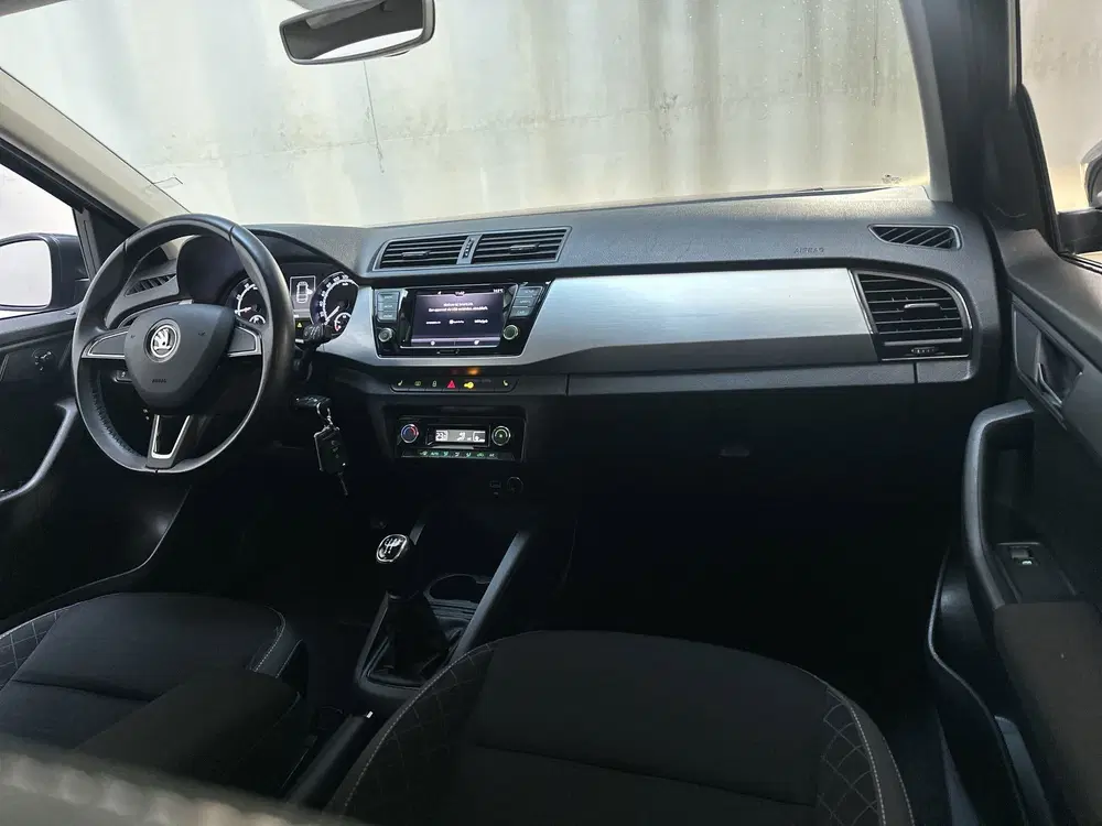 Skoda Fabia 1.0 TSI Style Climate Control App-Connect uit 2019, foto 2