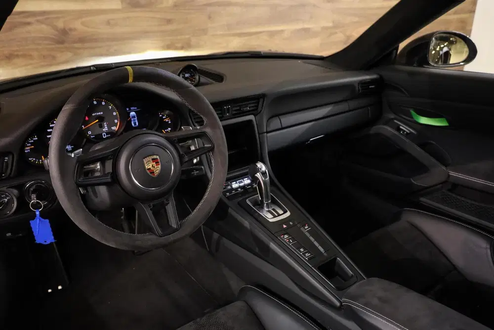 Porsche 911 4.0 GT3RS uit 2019, foto 3