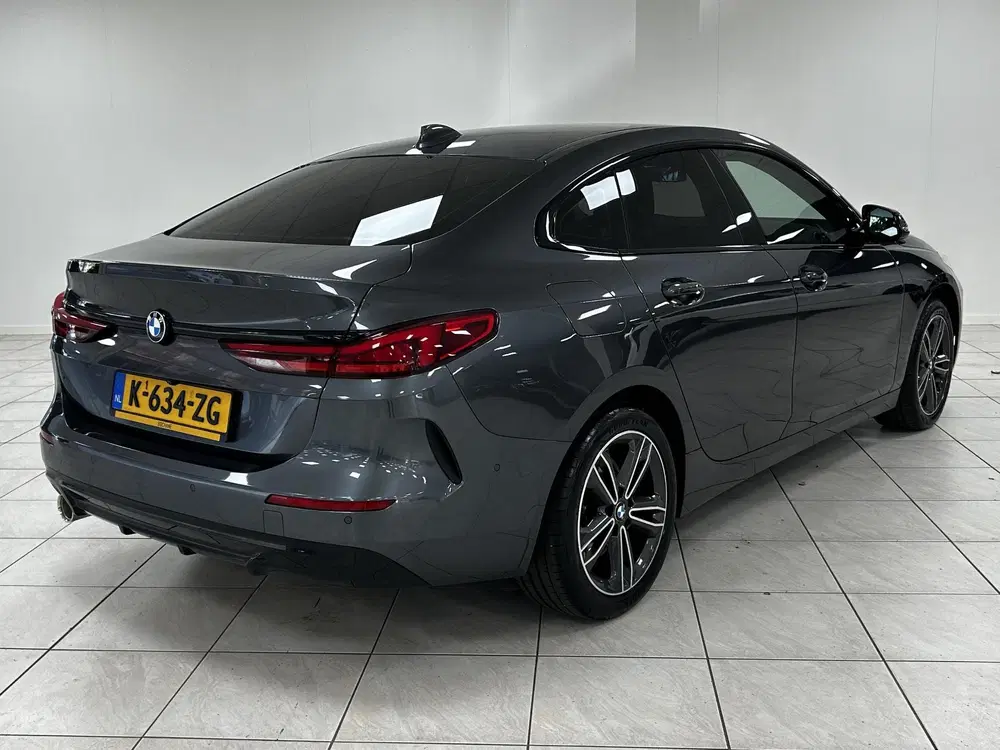 BMW 2-serie 2-serie Gran Coupé 218i High Executive uit 2021, foto 2