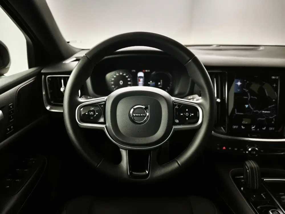 Volvo S60 2.0 Recharge T6 AWD R-Design DEALER ONDERH uit 2021, foto 3