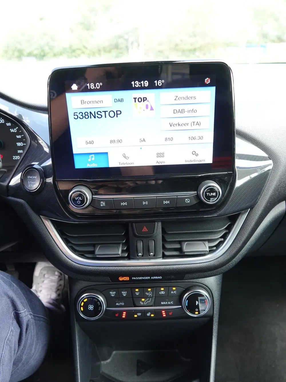 Ford Fiesta 1.0 EcoBoost 125PK Hybrid ST-Line TWO-TONE uit 2022, foto 15