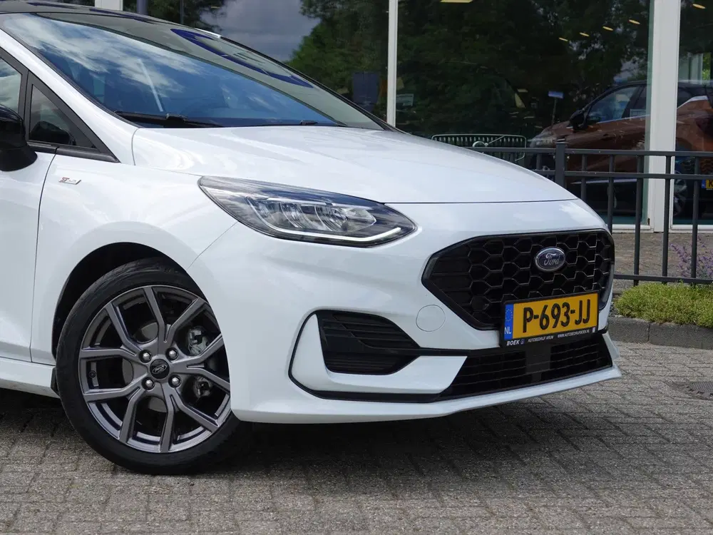 Ford Fiesta 1.0 EcoBoost 125PK Hybrid ST-Line TWO-TONE uit 2022, foto 9