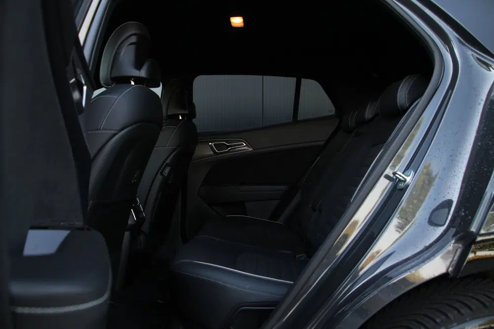 Kia Sportage 1.6 T-GDi Plug-in Hybrid AWD GT-PlusLine uit 2022, foto 14
