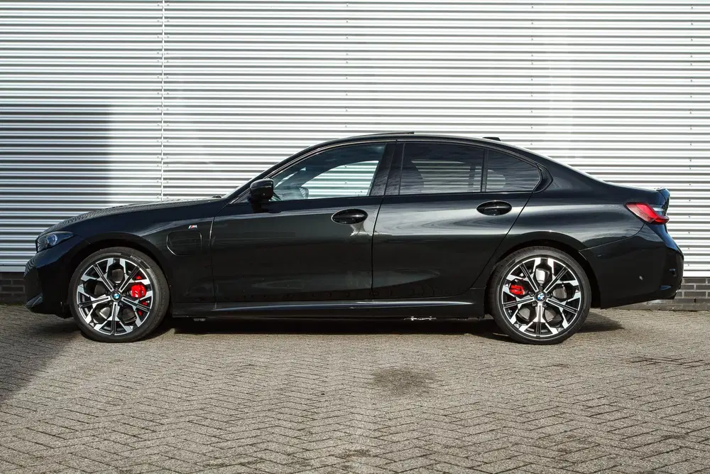 BMW 3-serie 330e M Sport Automaat uit 2026, foto 8