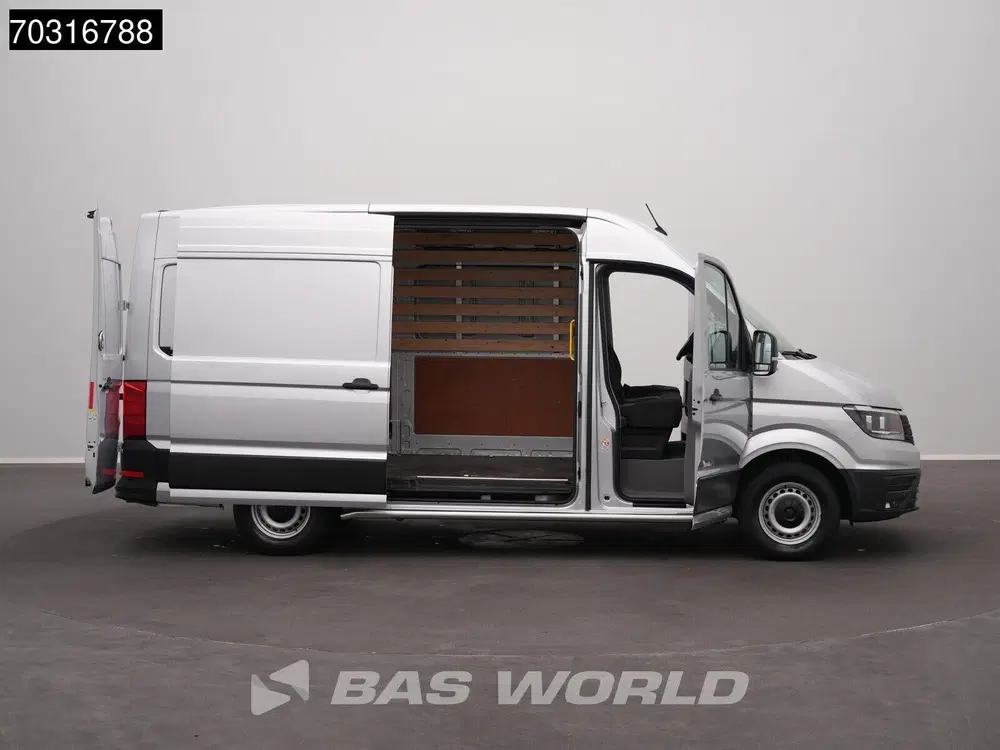 Volkswagen Crafter 140pk L3H3 Trekhaak Navi Airco Cruise Par uit 2022, foto 10