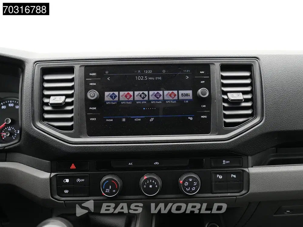 Volkswagen Crafter 140pk L3H3 Trekhaak Navi Airco Cruise Par uit 2022, foto 6