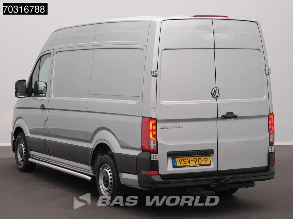 Volkswagen Crafter 140pk L3H3 Trekhaak Navi Airco Cruise Par uit 2022, foto 8