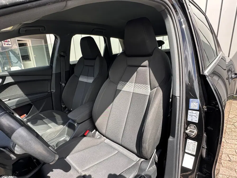 Audi Q4 e-tron 40 Launch edition Advanced 77 kWh FASE 3 D uit 2021, foto 11