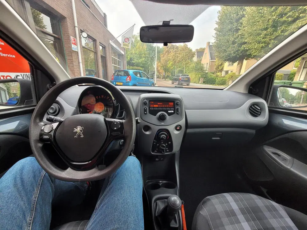 Peugeot 108 1.0 e-VTi Active uit 2019, foto 9