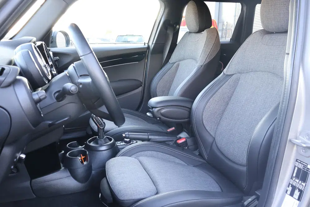 Mini Cooper 1.5 Cooper Camden Edition 1e Eigenaar uit 2023, foto 10