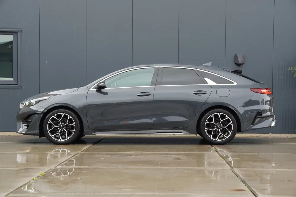 Kia ProCeed 2022 uit 2022, foto 2