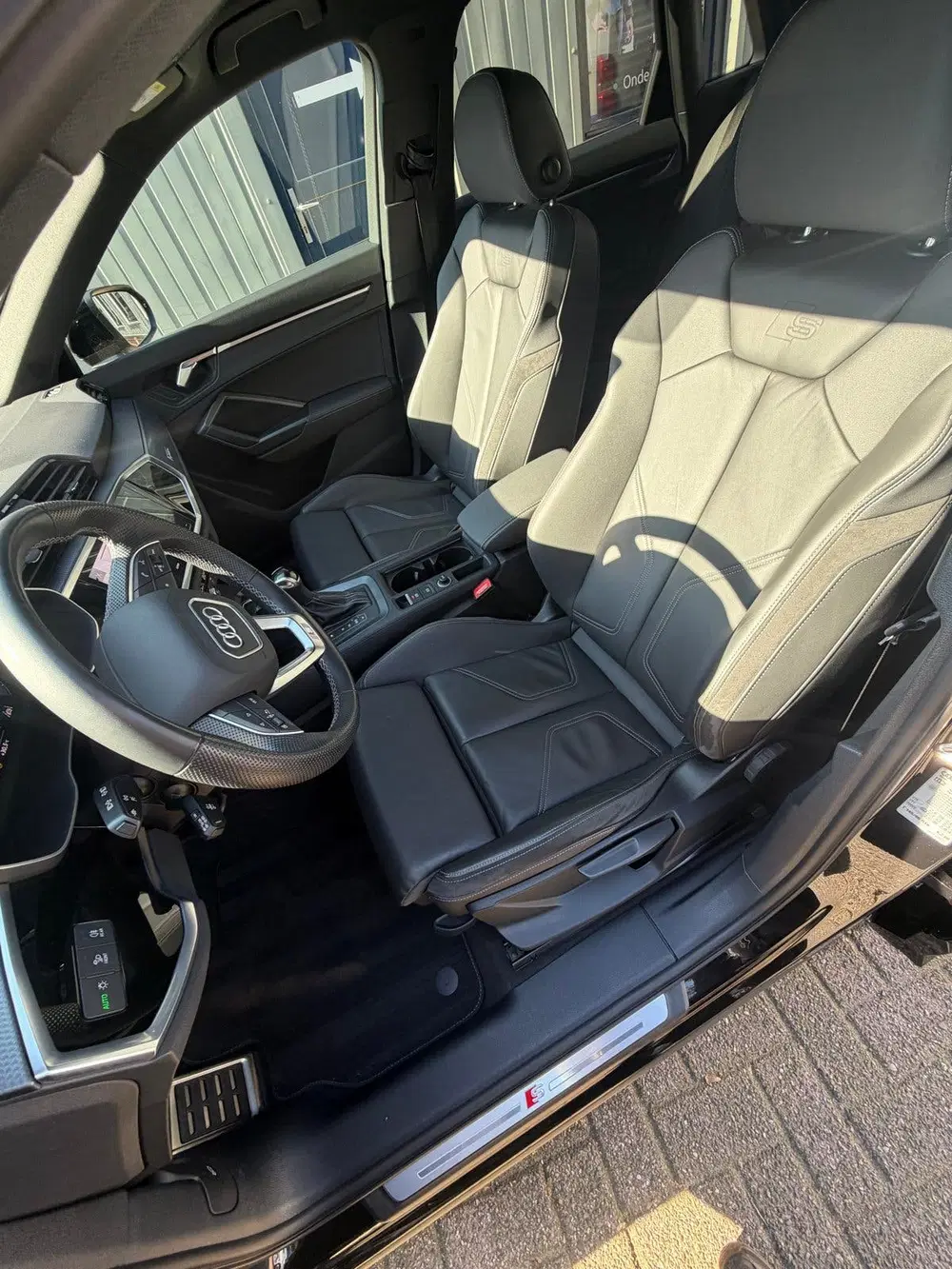 Audi Q3 40 Tfsi 190pk S Tronic Quattro 2021 Zwart uit 2021, foto 13