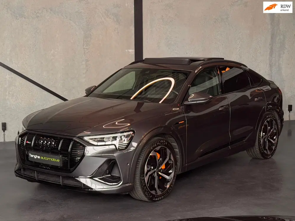 Audi e-tron 55 S uit 2022