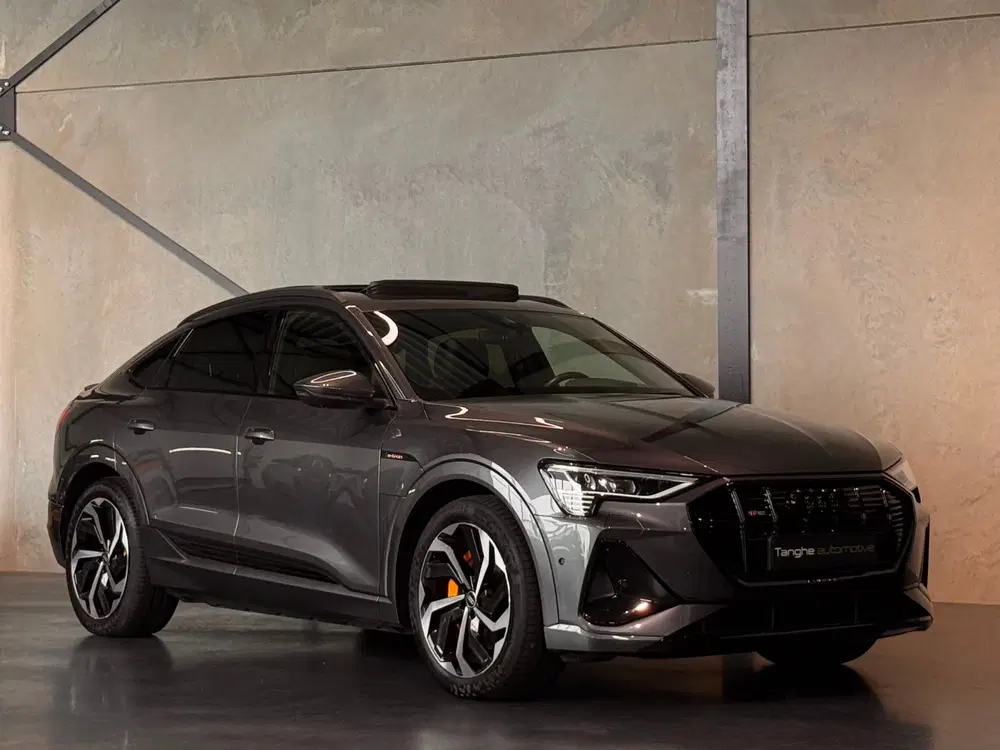 Audi e-tron 55 S uit 2022, foto 7