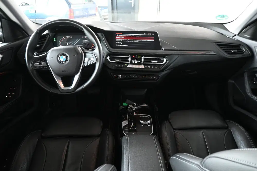 BMW 2-serie 2 Serie Gran Coupé 218i Automaat High Exec uit 2021, foto 2