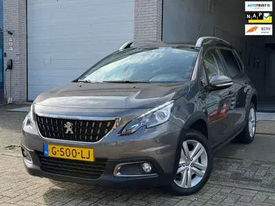 Peugeot 2008 1.2 PureTech Signature uit 2019
