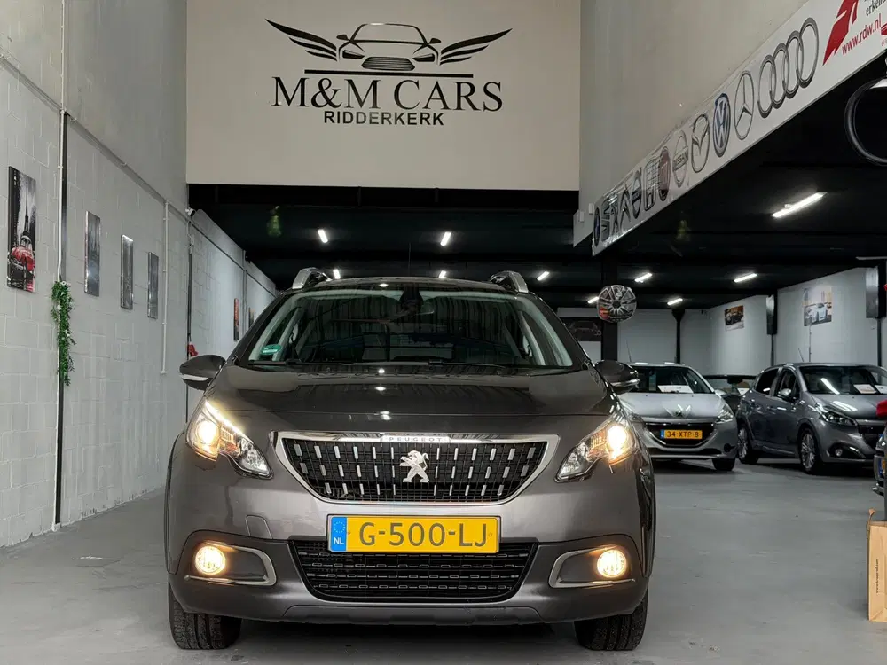Peugeot 2008 1.2 PureTech Signature uit 2019, foto 5
