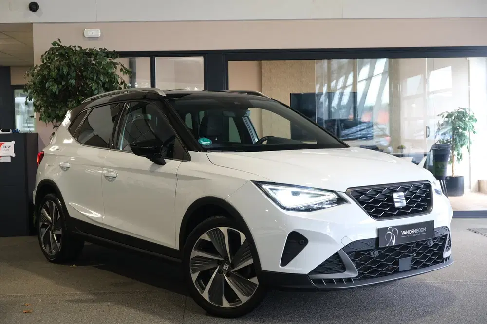 SEAT Arona 1.0 TSI FR 110PK DSG Facelift Led Navi Cam uit 2022, foto 5
