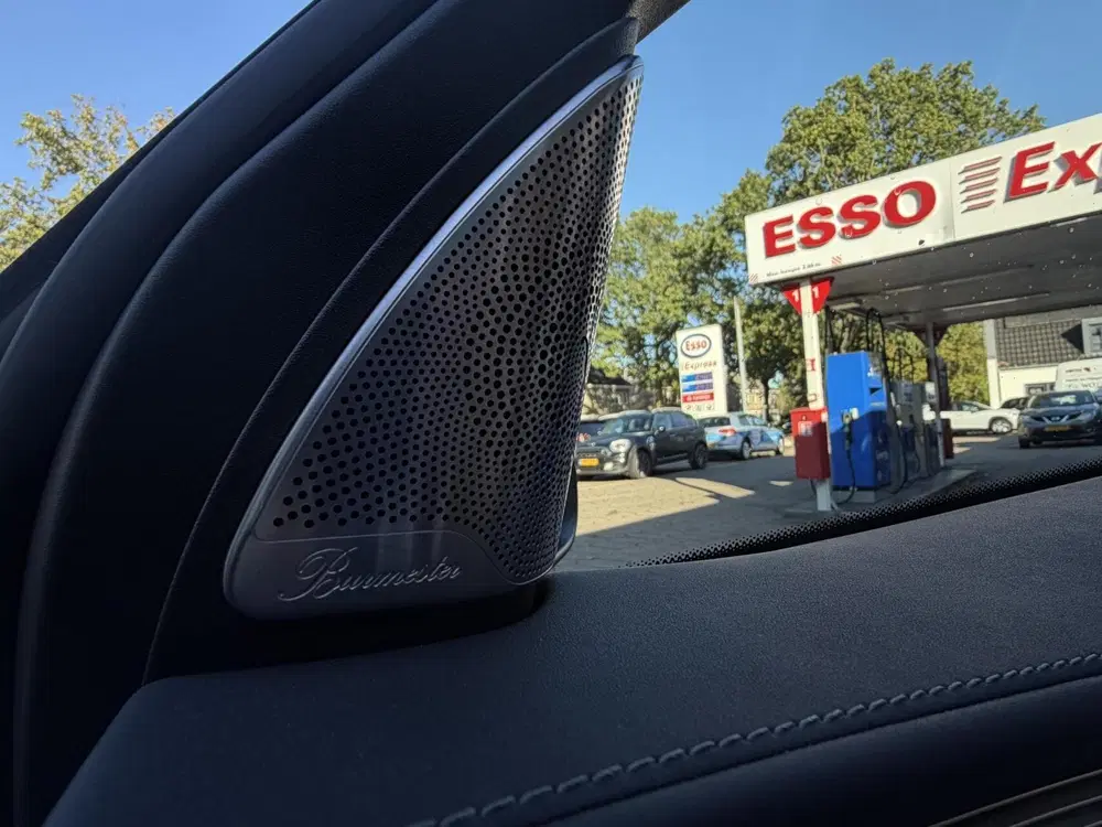 Mercedes-Benz EQC Mercedes EQC 400 4MATIC 80 kWh Pano uit 2020, foto 11