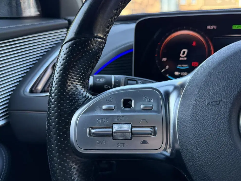Mercedes-Benz EQC Mercedes EQC 400 4MATIC 80 kWh Pano uit 2020, foto 9