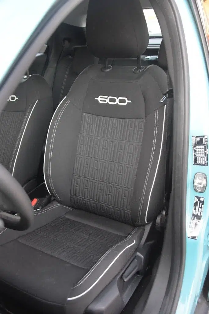 Fiat 600 1.2 Hybrid Urban Keyless uit 2024, foto 9