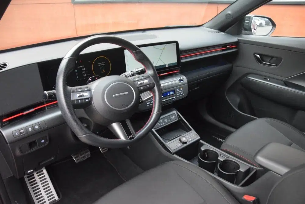 Hyundai KONA 1.6GDI HEV N-Line LED uit 2023, foto 5