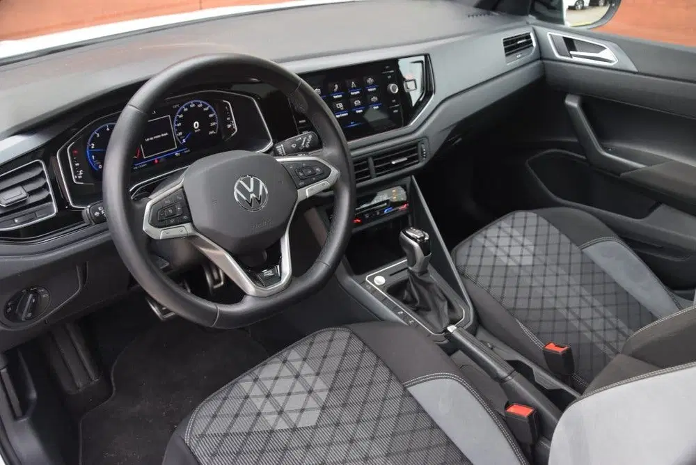 Volkswagen Taigo 1.0TSI R-Line Business Pano uit 2024, foto 6