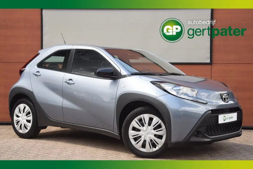 Toyota Aygo X 1.0 VVT-i S-CVT Play Camera uit 2024