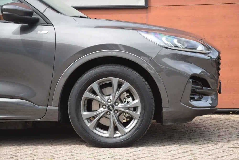 Ford Kuga 2.5 PHEV ST-Line 225PK Camera uit 2021, foto 11
