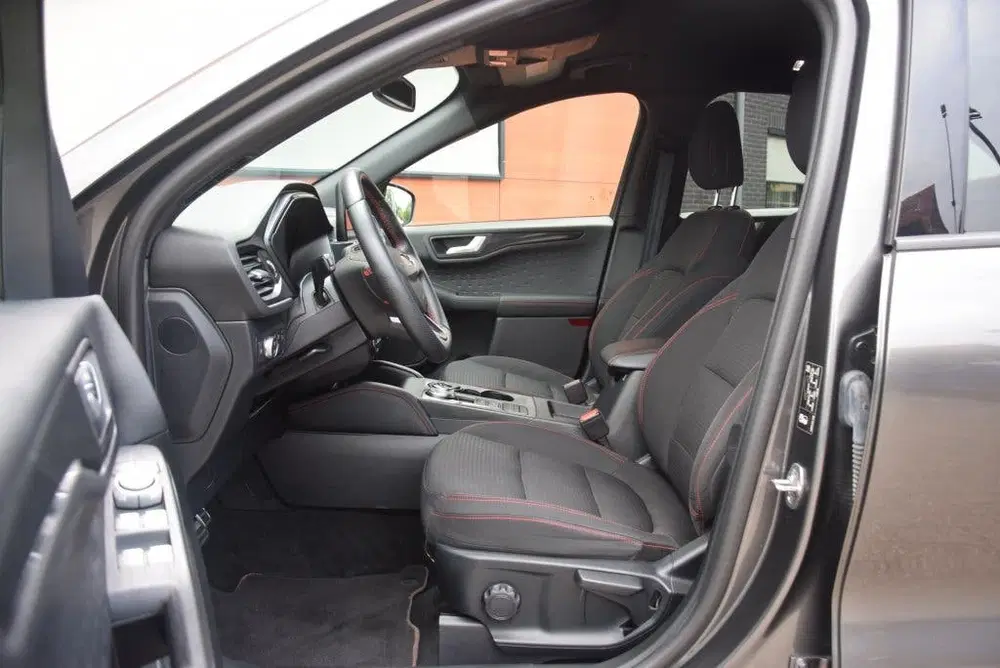 Ford Kuga 2.5 PHEV ST-Line 225PK Camera uit 2021, foto 7