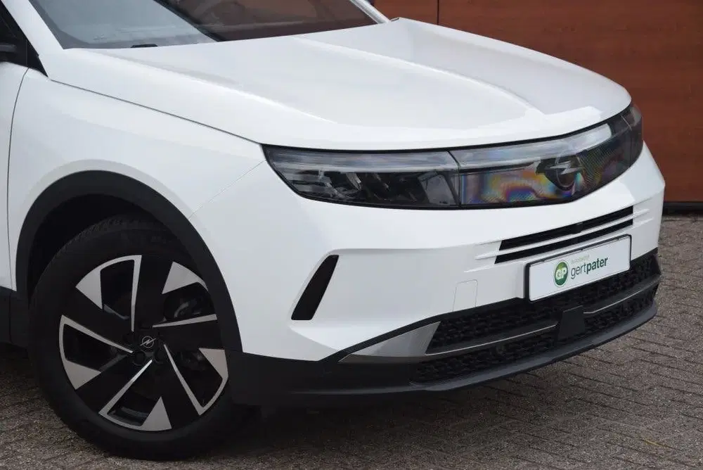 Opel Grandland 1.2 Hybrid Edition Techpakket uit 2025, foto 3