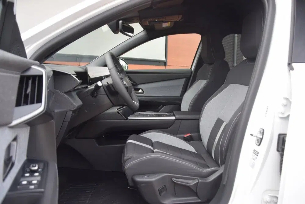 Opel Grandland 1.2 Hybrid Edition Techpakket uit 2025, foto 7