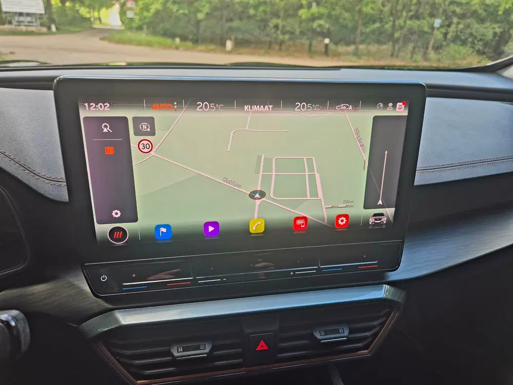 Cupra Formentor 1.5 TSI Business Edition camera digi dashb uit 2022, foto 15