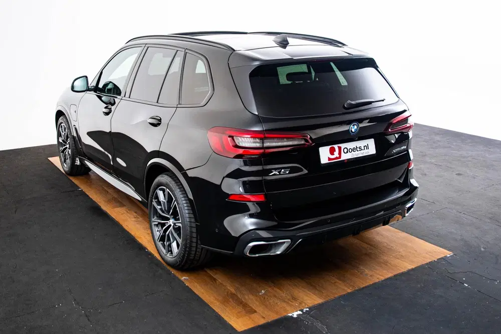 BMW X5 xDrive45e High Executive M Sport uit 2022, foto 2