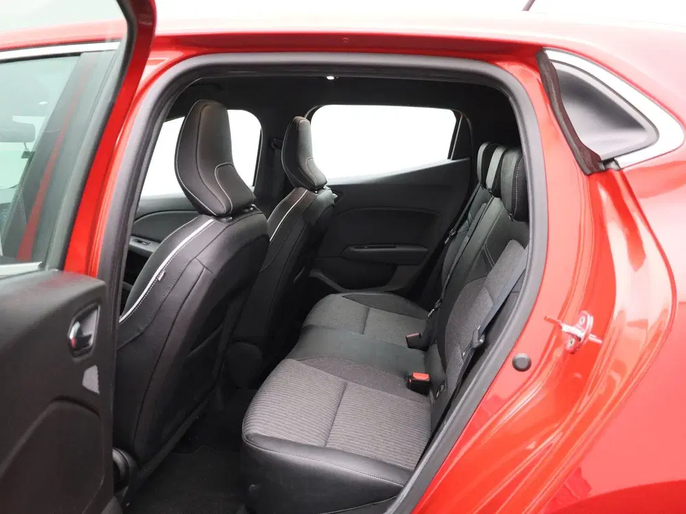 Renault Clio 1.0 TCe Intens uit 2021, foto 10