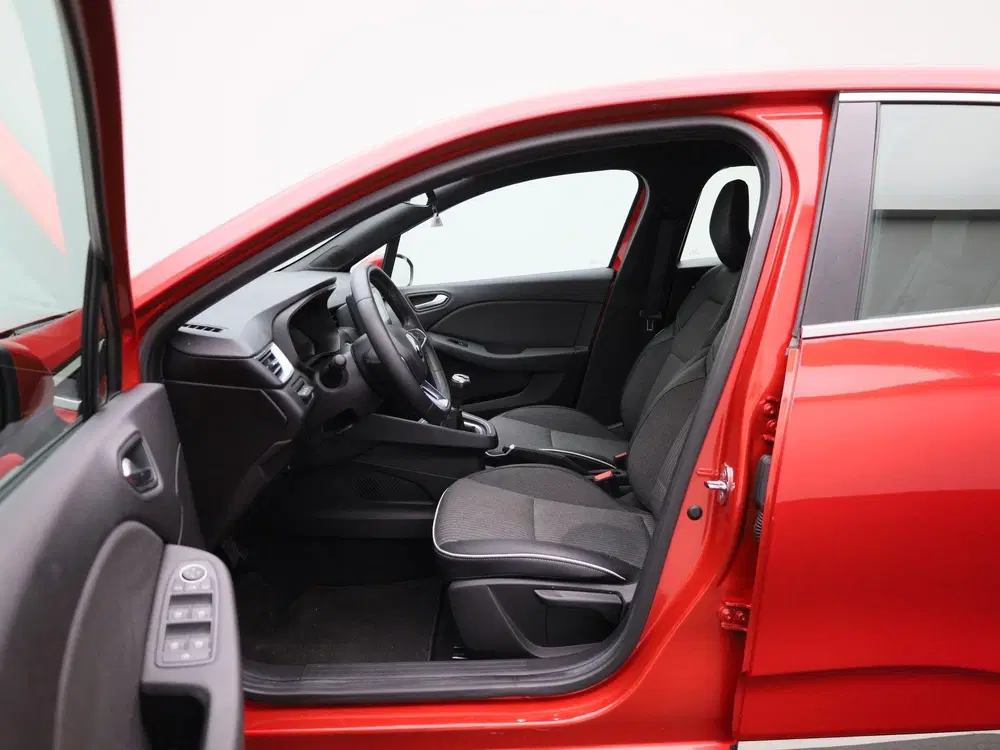 Renault Clio 1.0 TCe Intens uit 2021, foto 9